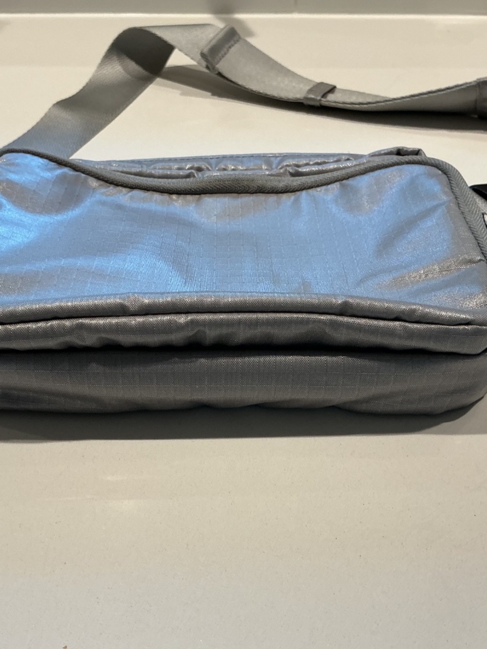 Quince Belt Bag - Silver in Excellent Condition - Picture 4 of 9